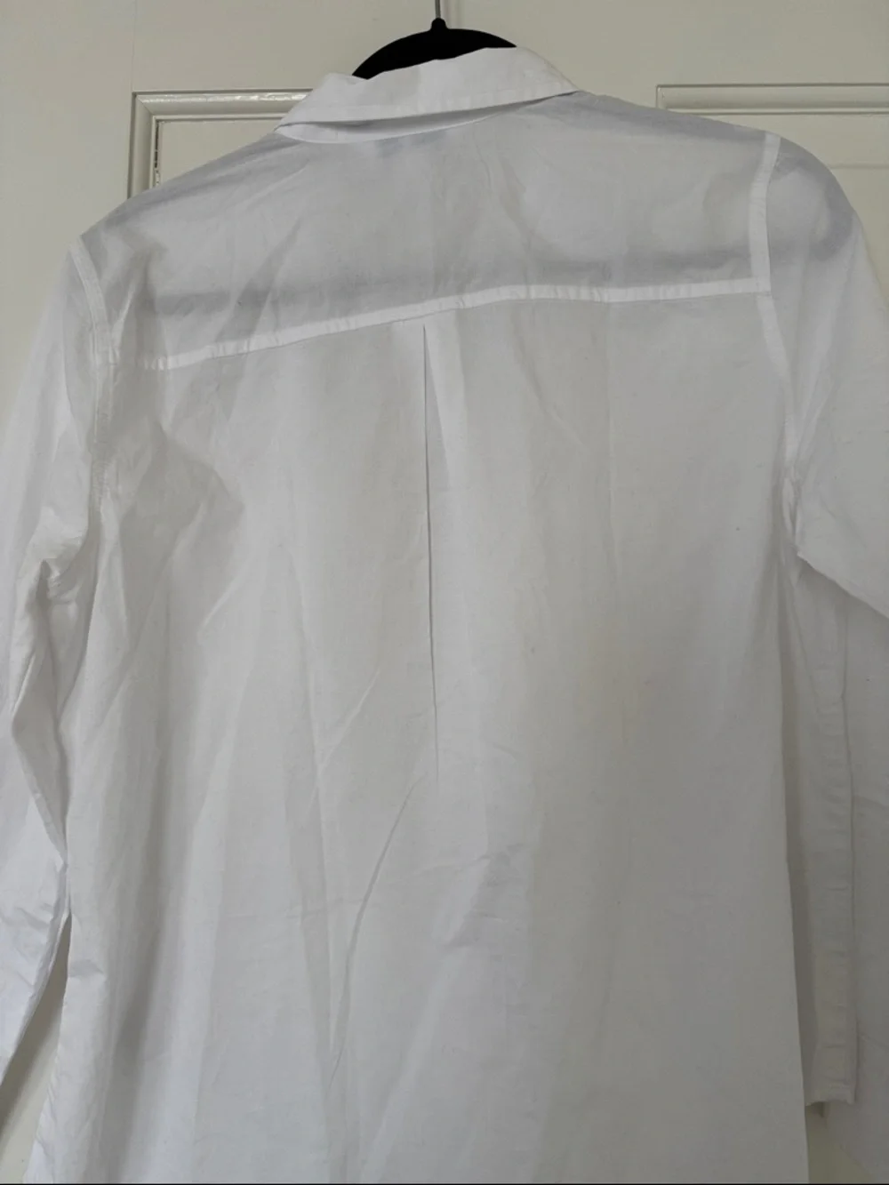 Classic White Women’s Button-Down Shirt - Petite - Picture 3 of 3